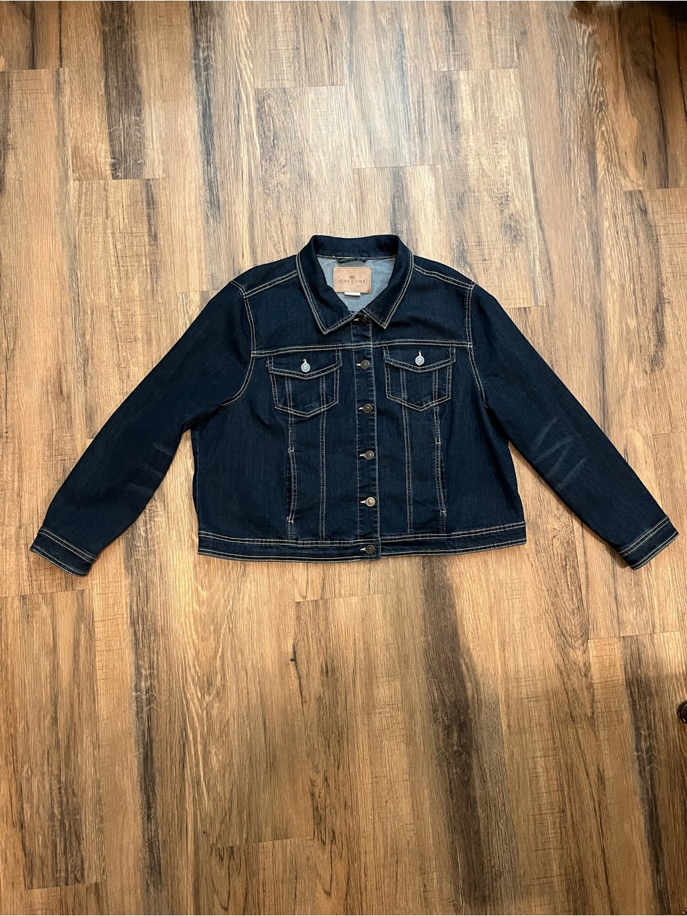 One 5 One Classic Dark Blue Denim Jacket Women’s Sz 3X White Stitching Pockets